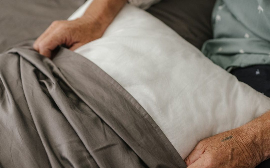 Onderhoud van een hoofdkussen: tips voor langdurig gebruik