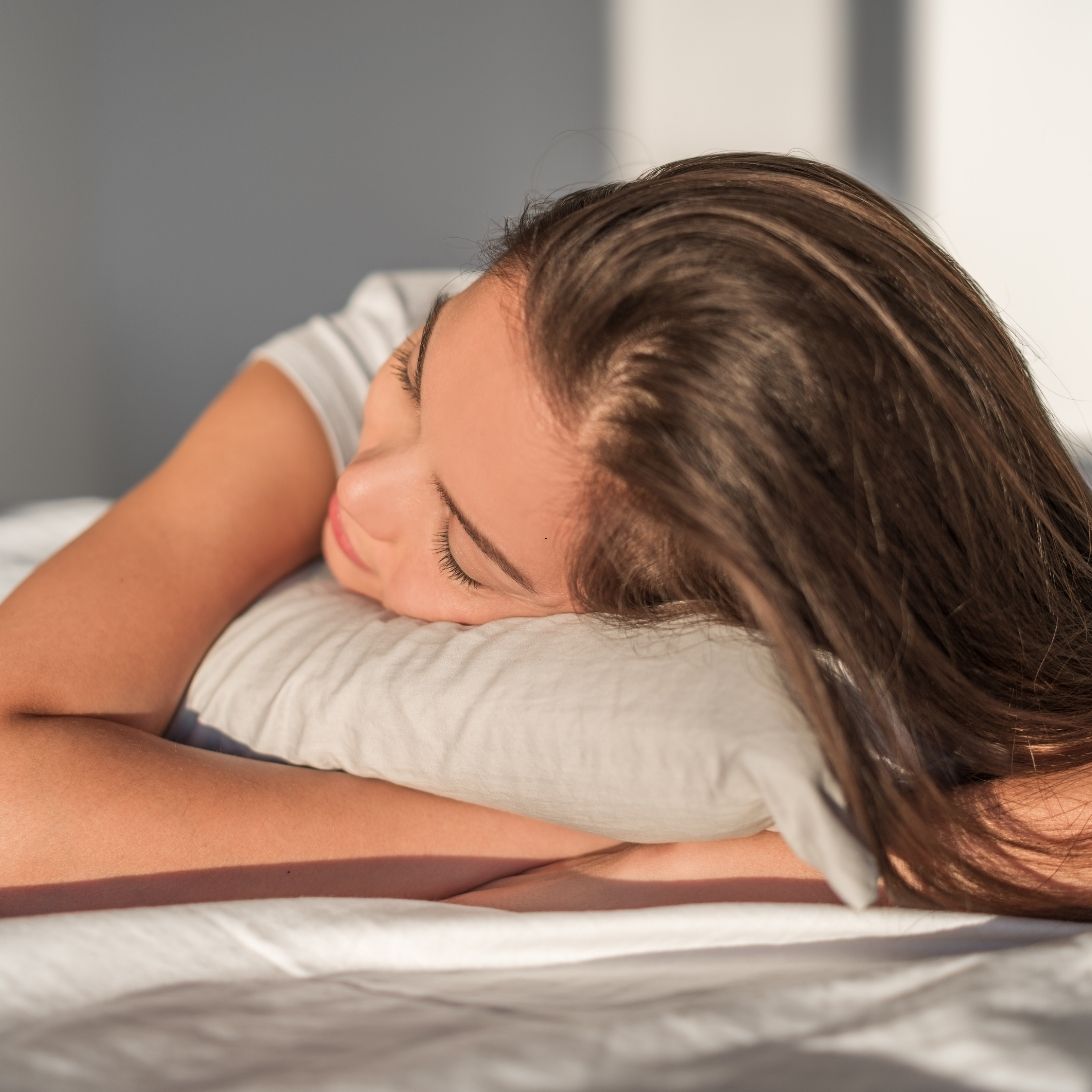 Vrouw test Cloudpillo kussen