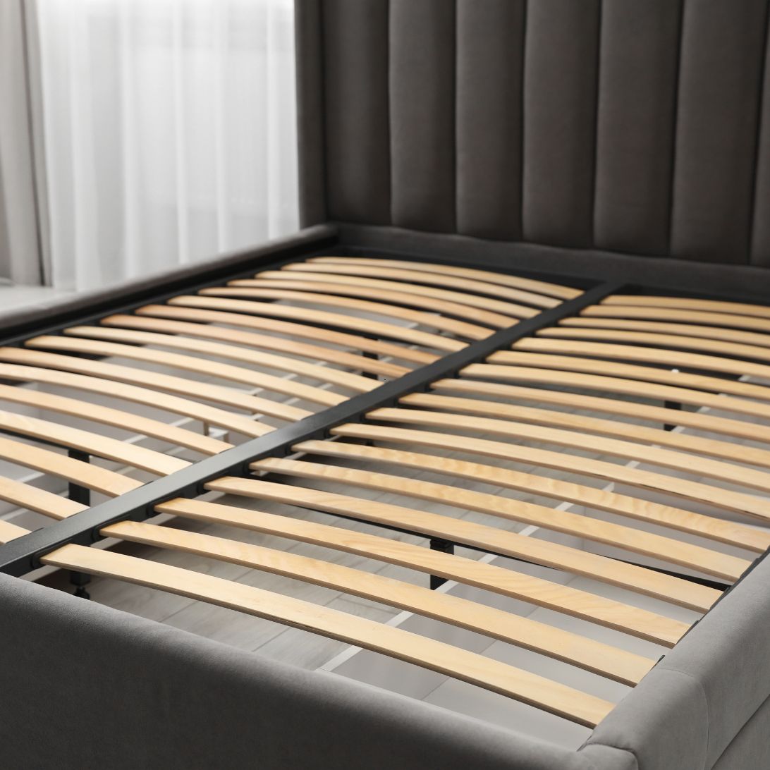Lattenbodem in bedframe